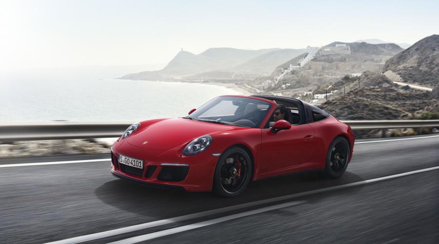  Porsche 911 Targa 4 GTS 2017 года  (WW) (фото 9 из 31)